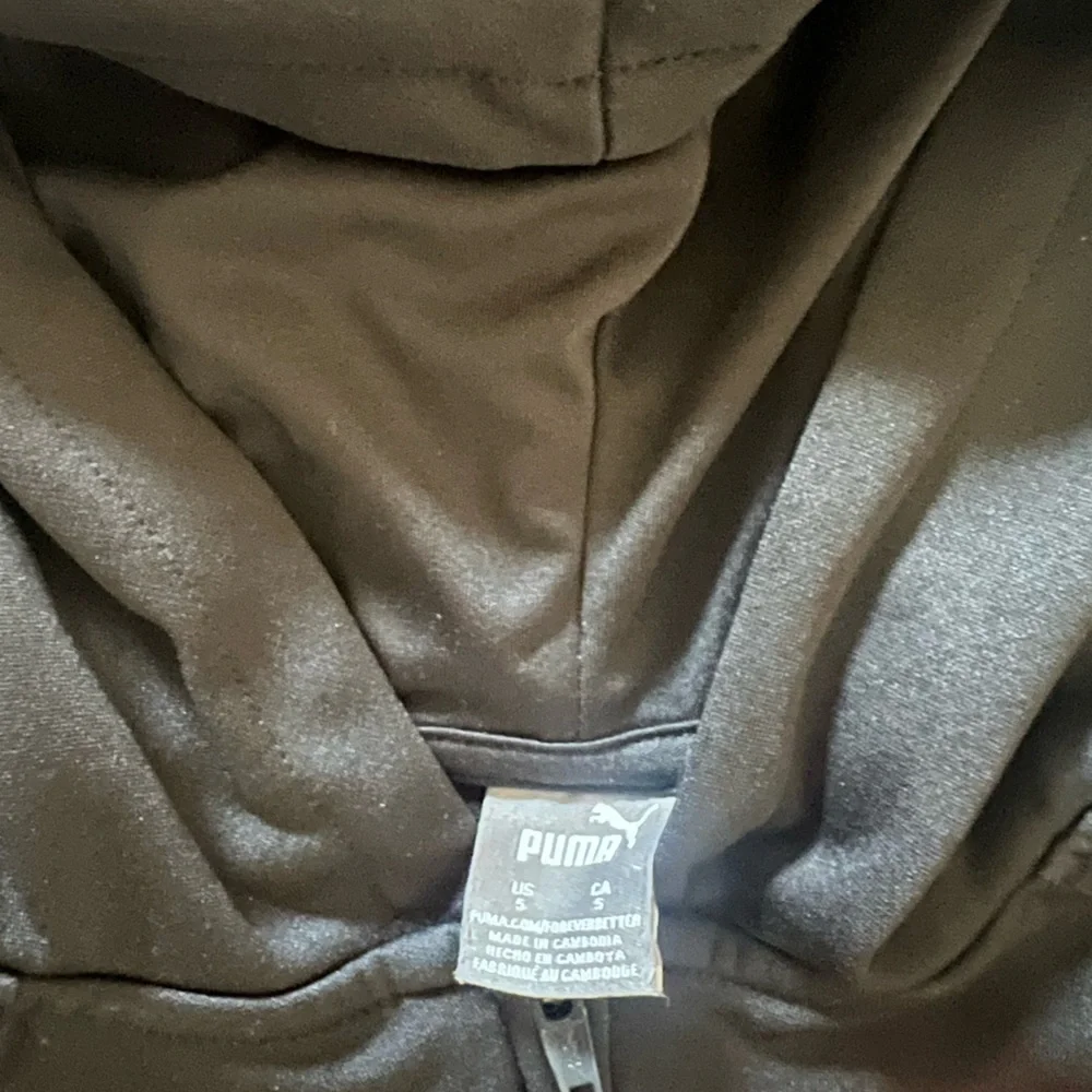 Puma Boys Black Jogger Suit Set | Size 5 - Picture 4 of 4